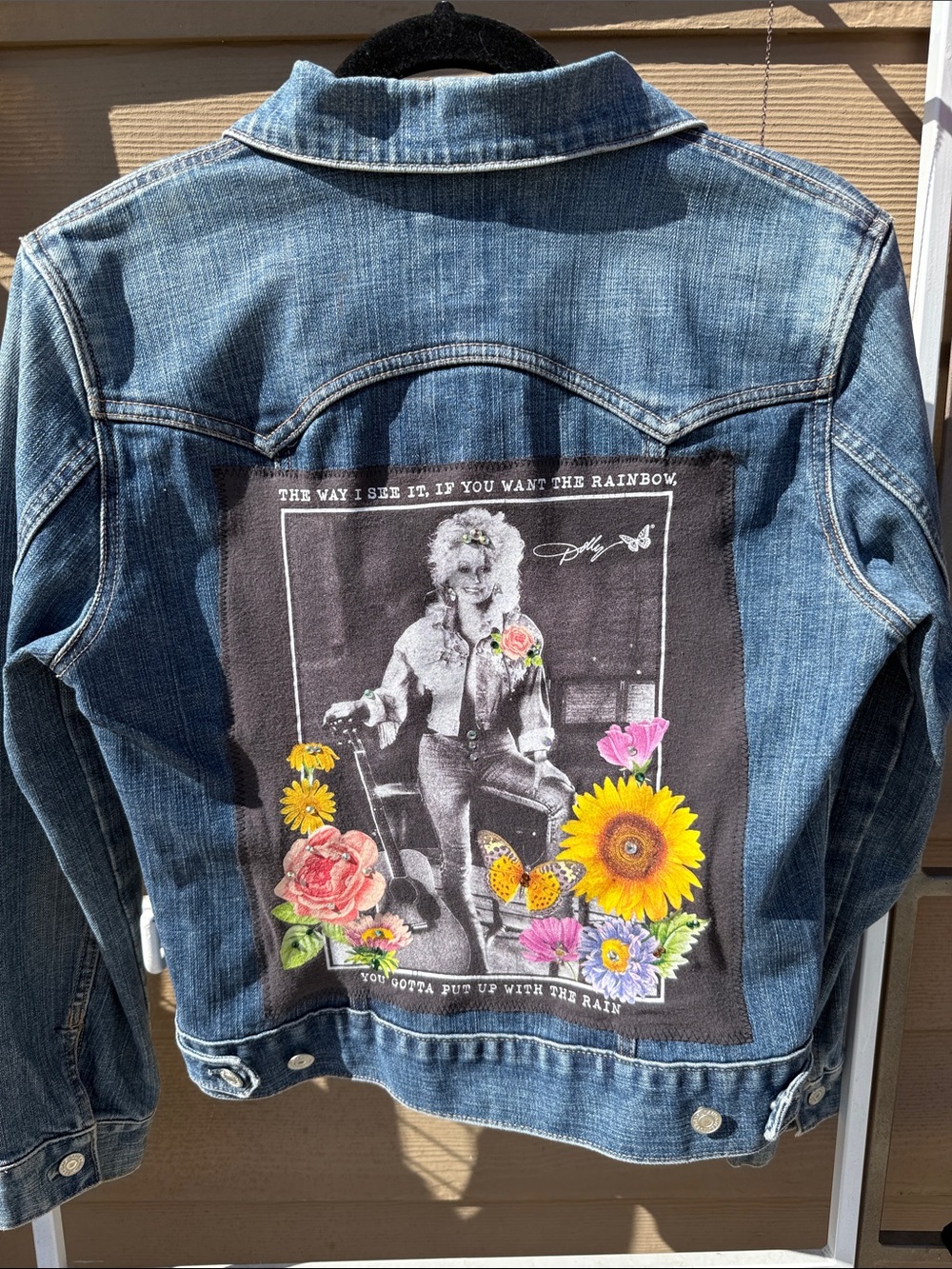 One custom Gap "Dolly"Denim Trucker Jacket Swarovski Floral Graphic Bk S